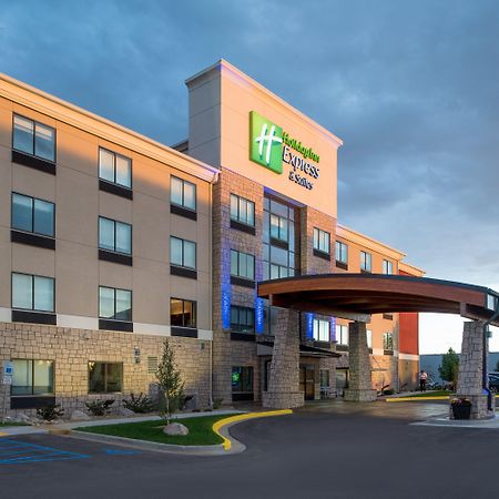 Holiday Inn Express Hotel & Suites Bismarck By Ihg Kültér fotó