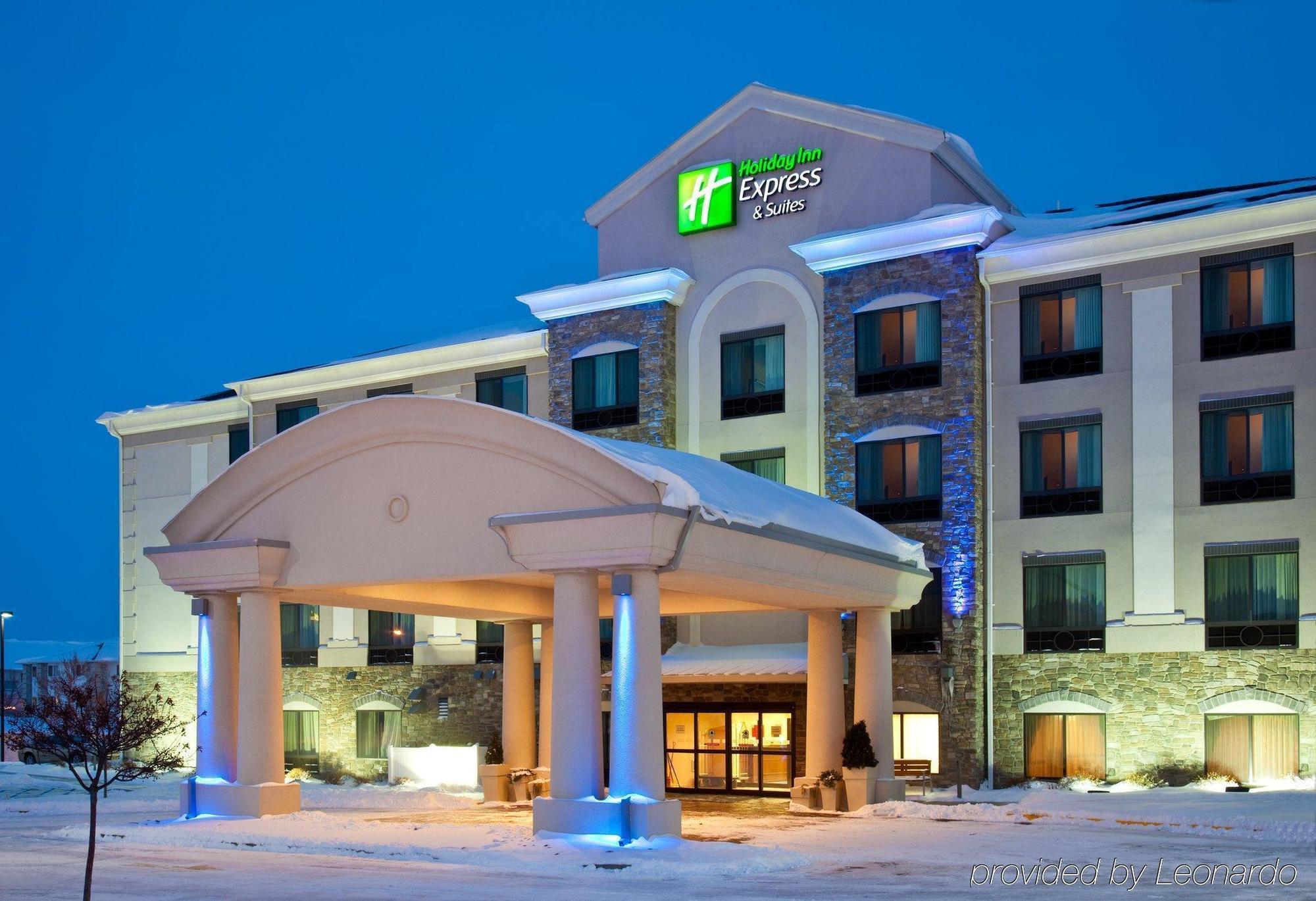Holiday Inn Express Hotel & Suites Bismarck By Ihg Kültér fotó