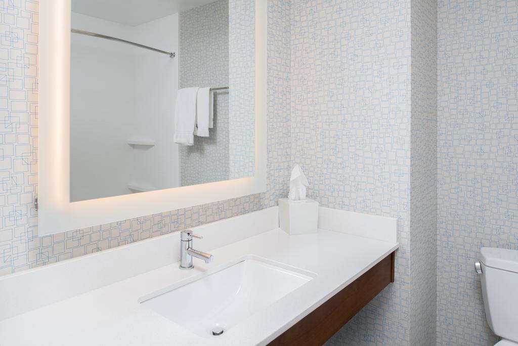 Holiday Inn Express Hotel & Suites Bismarck By Ihg Kültér fotó